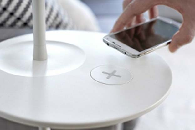 Ikea cria móveis que carregam smartphones e tablets, sem o uso de fios!
