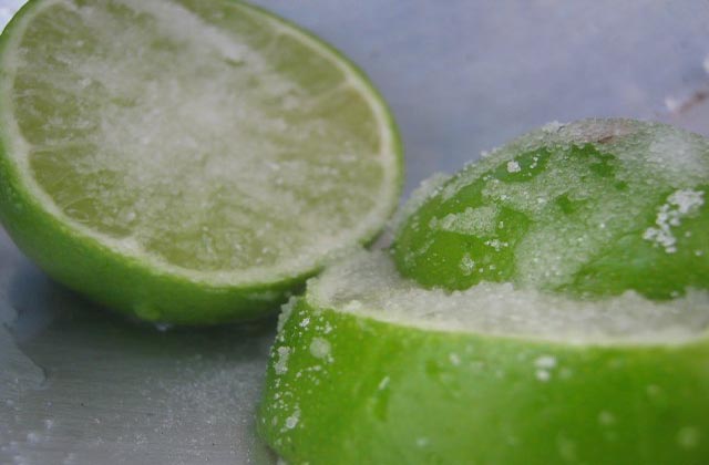 A incrível técnica do limão congelado! Nem imaginas o que pode fazer pela tua SAÚDE!