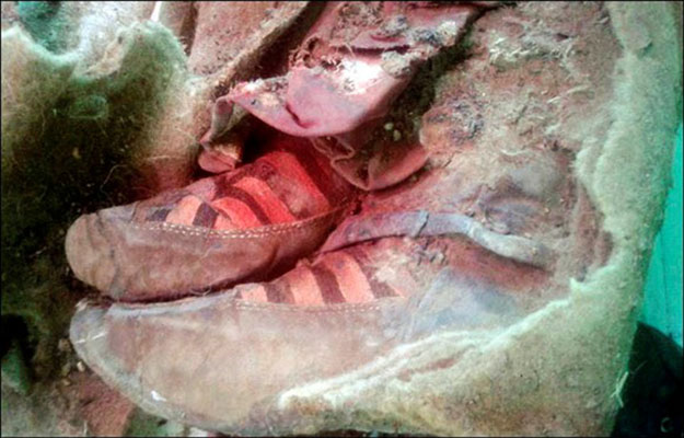 Foi encontrada uma múmia com mais de 1500 anos calçada com ténis da Adidas! Inacreditável!
