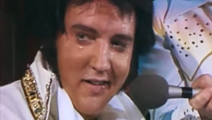 Elvis deu um concerto pouco antes da sua morte… E revelou algo que nunca ninguém viu!