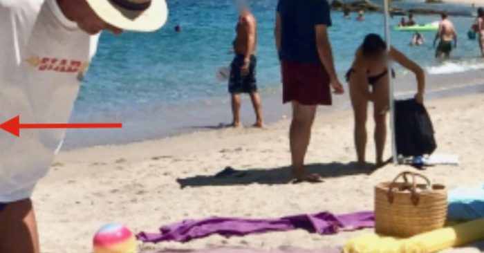 Toda a gente na praia ficou impressionada com o que este homem empurrava pela areia…